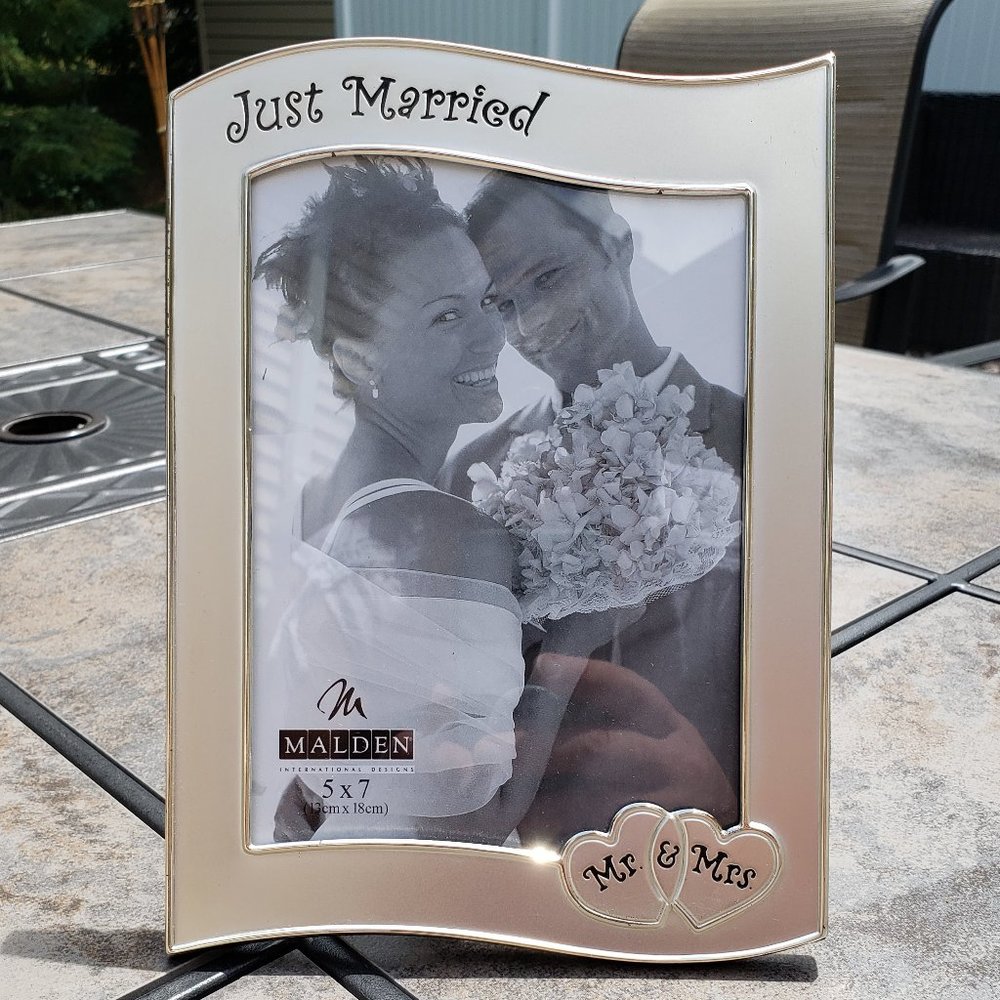 Malden "Just Married" Picture Frame